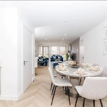 New Three Bedroom Appartement *