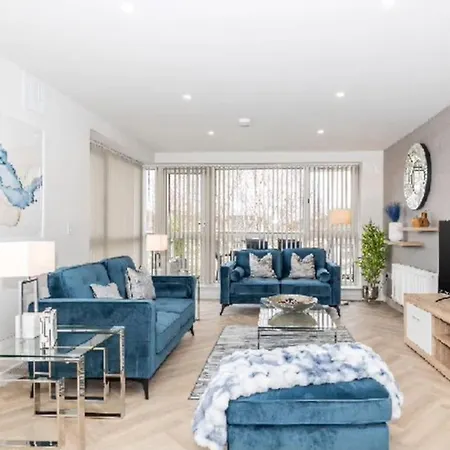 New Three Bedroom Ashbourne
