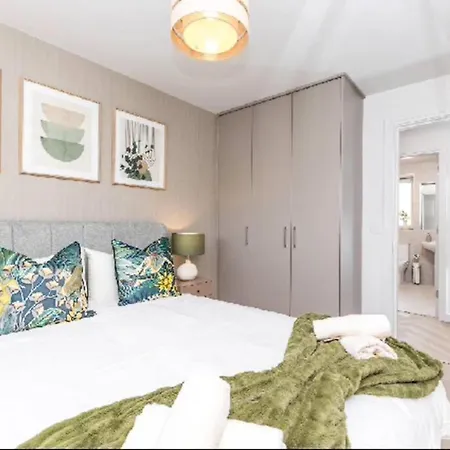 New Three Bedroom Apartment *