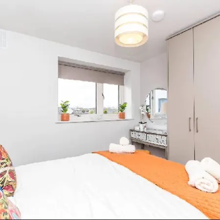 Apartment New Three Bedroom *