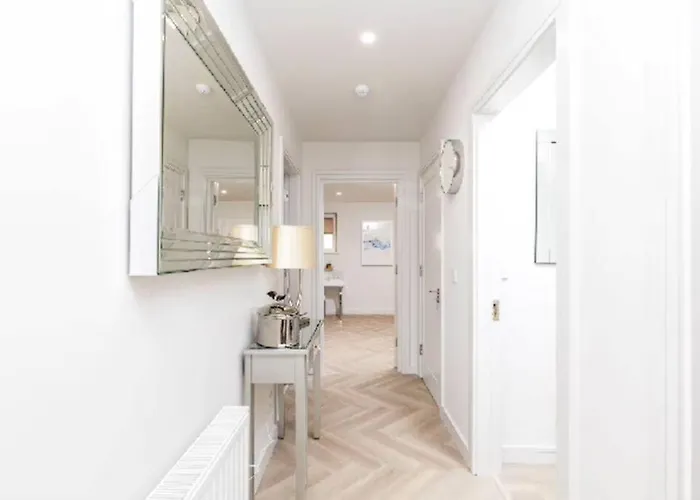 Appartement New Three Bedroom Ashbourne