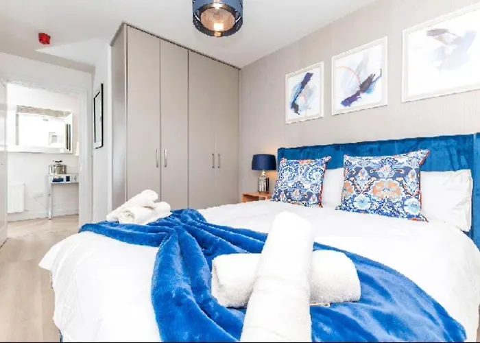 New Three Bedroom Apartamento *